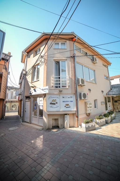 Apartmani Aleksandra U Centru Grada Kragujevac Exterior foto