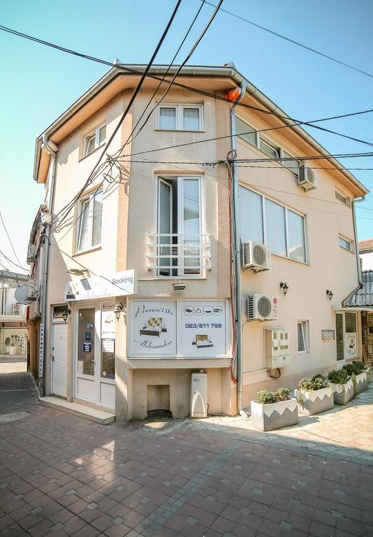 Apartmani Aleksandra U Centru Grada Kragujevac Exterior foto
