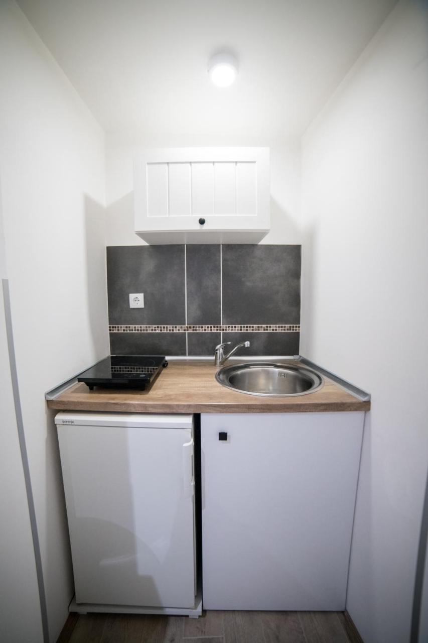 Apartmani Aleksandra U Centru Grada Kragujevac Exterior foto